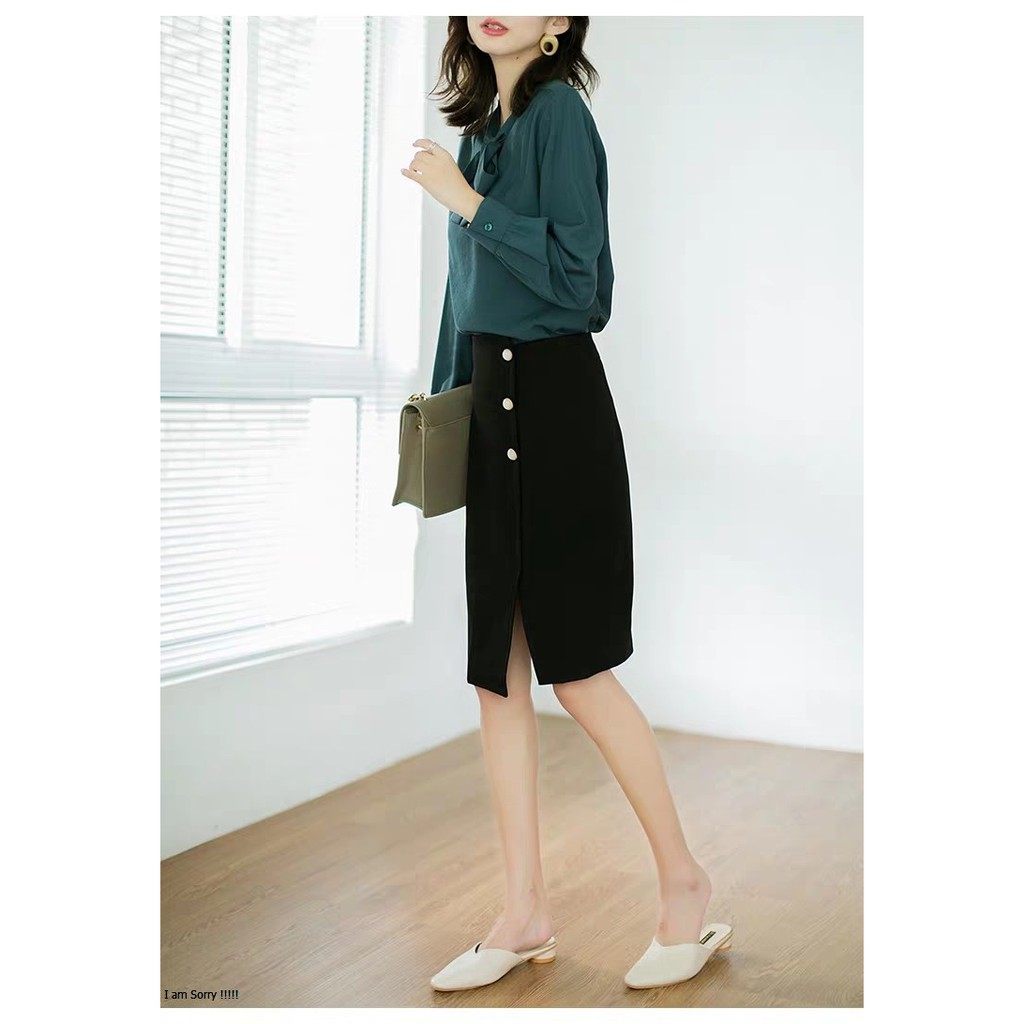 CHÂN VÁY BÚT CHÌ XẺ TRƯỚC DÁNG SUÔNG PHỐI CÚC | BigBuy360 - bigbuy360.vn