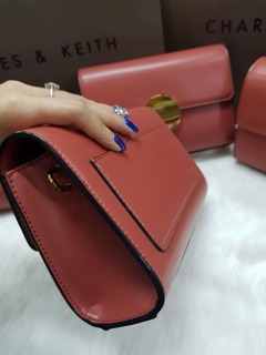 Túi Charles & keith