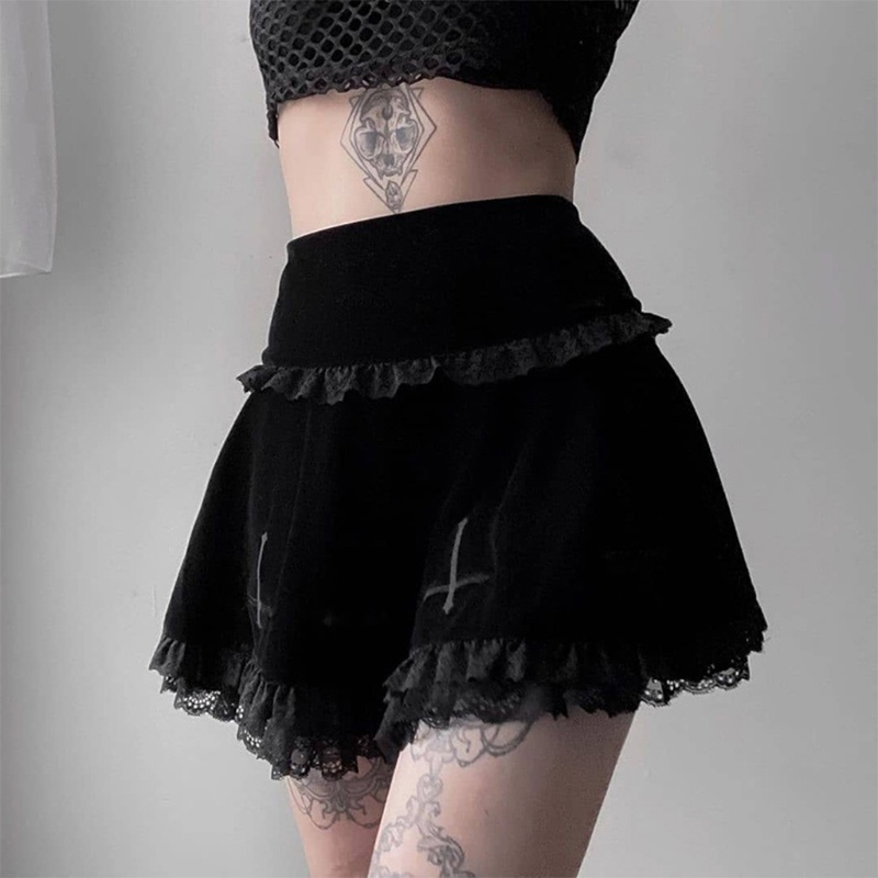 Chân váy nhung đen phối ren hoa phong cách Gothic