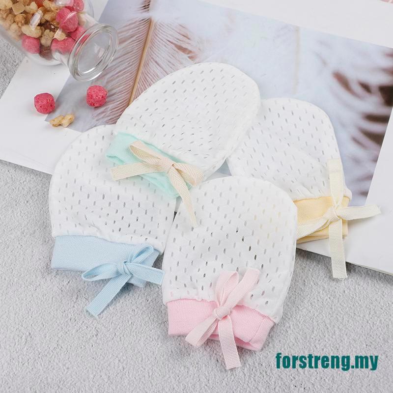 1 Cặp Găng Tay Cotton Chống Trượt Cho Bé Sơ Sinh