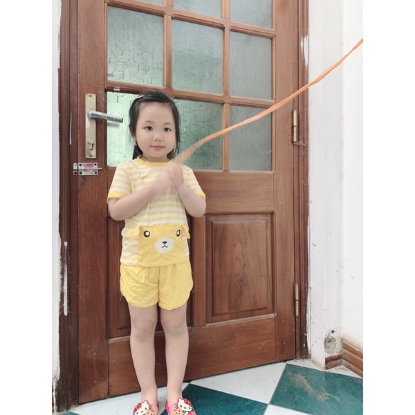 Bộ quần áo cộc tay chui cổ mùa hè Minky mom vải thun lạnh mềm mát hình gấu phối kẻ bé trai bé gái 6-16kg