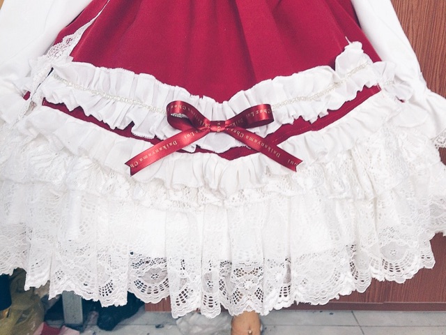 Váy lolita đỏ trắng | BigBuy360 - bigbuy360.vn