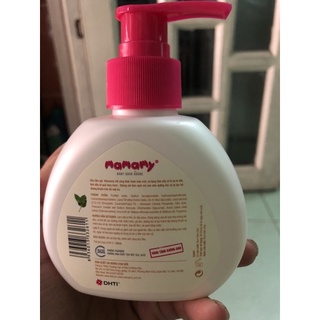Dầu tắm gội Mamamy