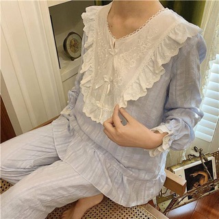 Bộ siêu đẹp —( oder 3-5hom Quảng Châu) Mã 0001