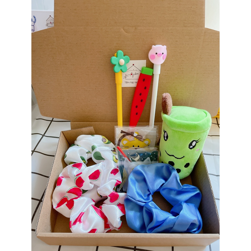 Combo hộp quà tặng người yêu, bạn gái, chị em gái  - tiệm tạp hoá nhà Miêu
