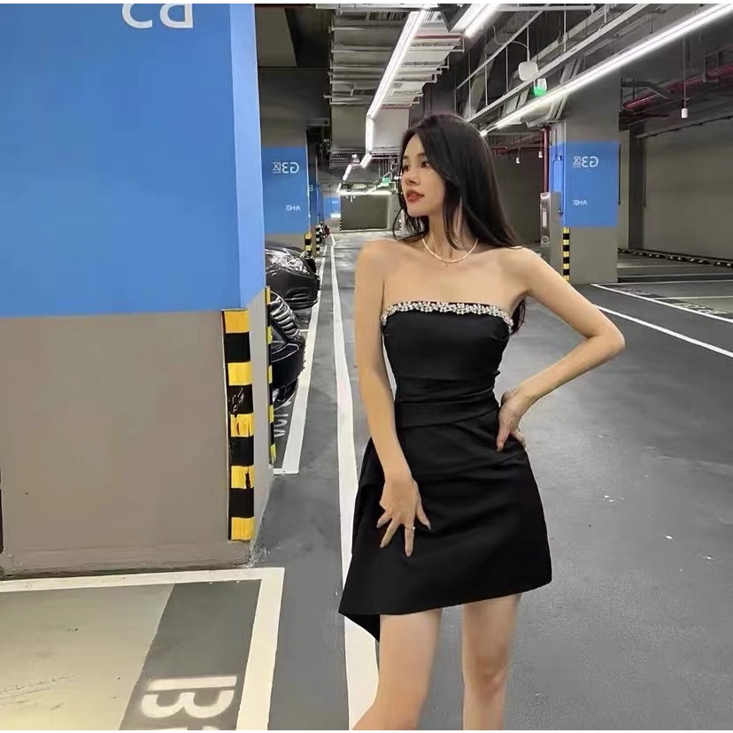 Áo Ống Một Dây Đính Đá Dạng Chuỗi Xích Chịu Được Sức Nặng Cao Gấp Lại Được Phong Cách Công Nghiệp