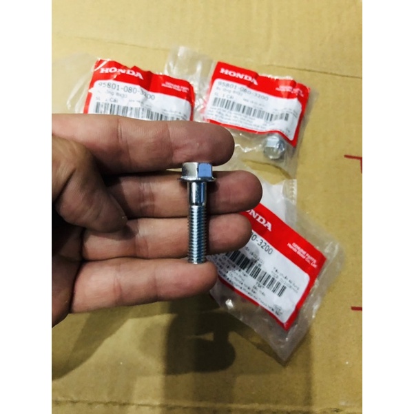 Ốc bắt phuộc sau Honda Tay Ga