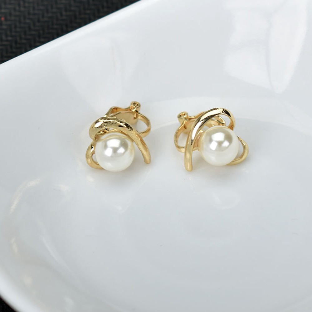 Khuyên kẹp vành tai hình trái tim đính ngọc trai nhân tạo thời trang cho nữ