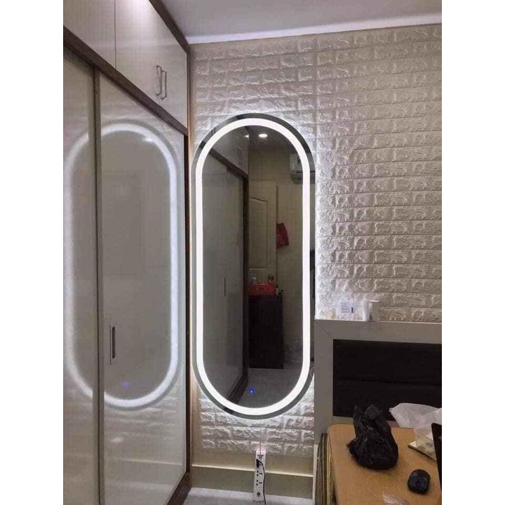 Gương oval hình con nhộng đèn led viền trong ánh sáng trắng vàng treo tường phòng tắm bàn trang điểm phòng ngủ
