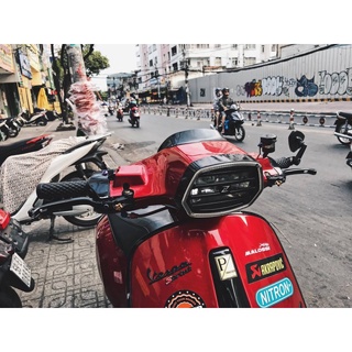 Sơn xe máy HYPER màu đỏ Cherry Vespa 1K (Code: V-30) - 1 Lít (Lót nền bạc)