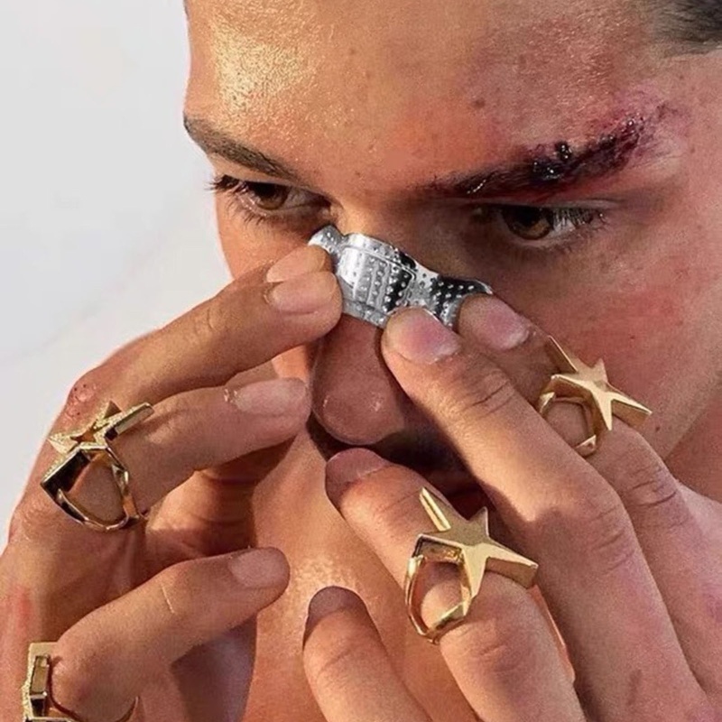 Kẹp Mũi Kim Loại Cho Ban Nhạc Blala