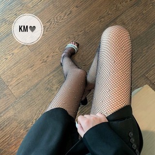 Quần tất lưới đính đá bling phối đồ siêu mê mẩn