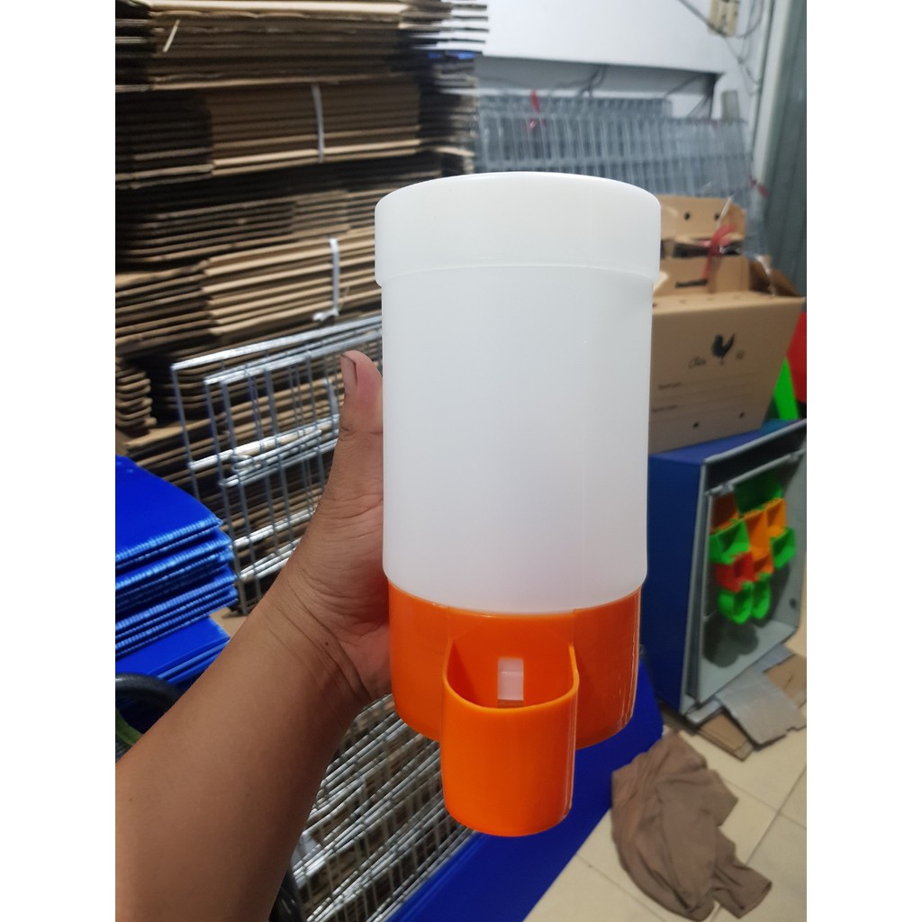 Bình Nước Tự Động Gà Con (1Lít)