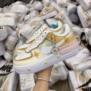 [Full box+móc khóa sneaker] AF1 hoa cúc vàng kèm phụ kiện _HANA 01