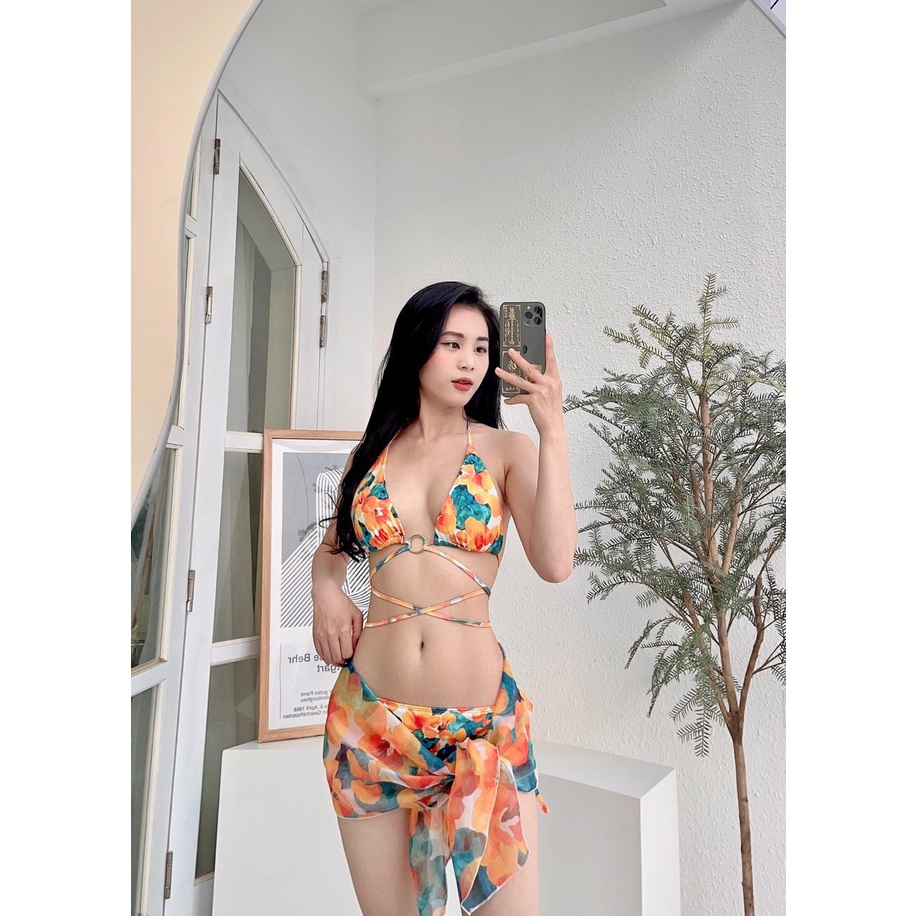 Bikini đi biển mẫu mới nổi bật của mùa hè năm nay