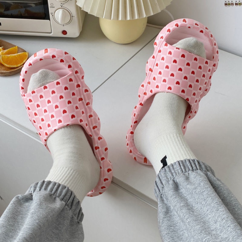 Oeggeo shop Dép Đi Trong Nhà Dạng Lật Họa Tiết Trái Tim Cho Nữ