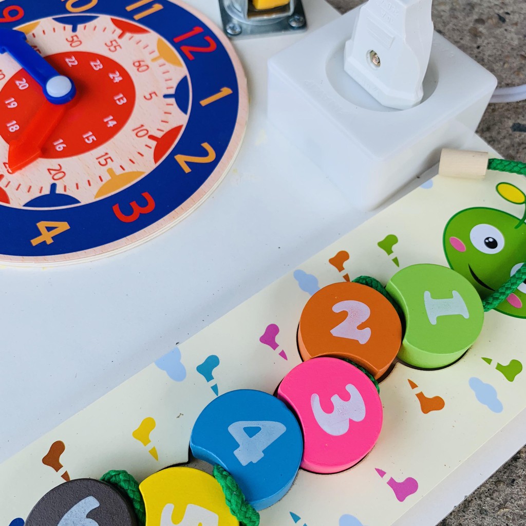 Bảng Bận Rộn Busy Board - Giúp Bé Luôn Bận Rộn và Phát Triển Kĩ Năng