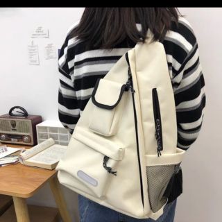 Balo 1 dây, đeo chéo độc lạ (Hàng sẵn)