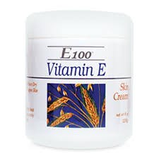 Kem dưỡng thể Vitamin E E100