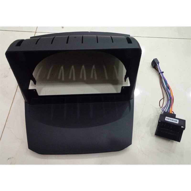 Mặt dưỡng màn hình DVD android 9” 10” FORD FIESTA 2011-2021 cắm jack nguồn Zin