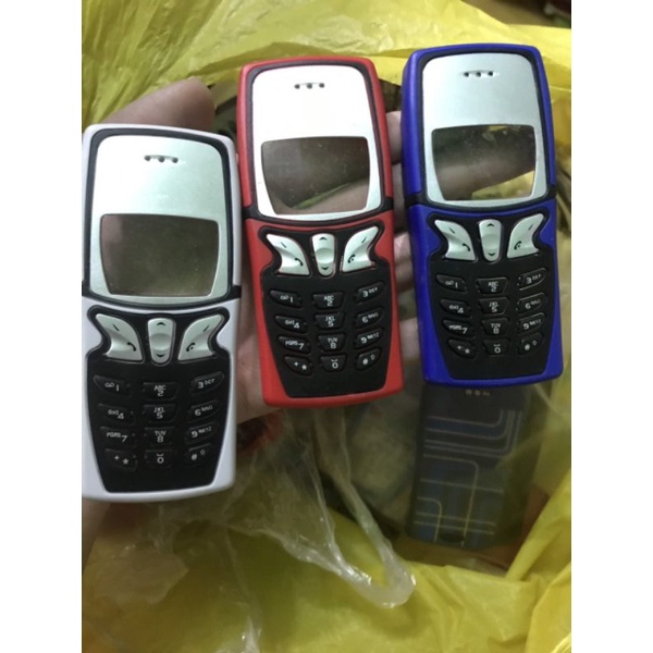 Vỏ kiểu nokia 8250 có phím