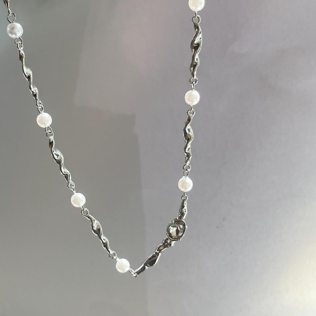 Vòng cổ Đính Ngọc Trai Sang Trọng Cho Nữ