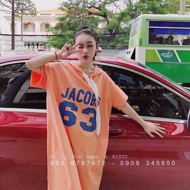 Đầm suông có nón