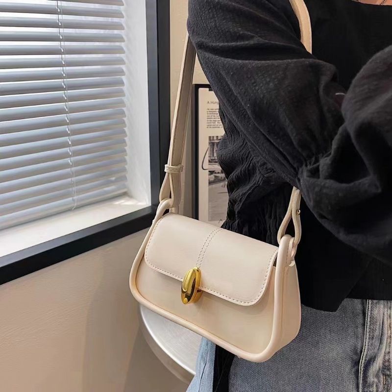 TÚI đeo chéo NHỎ xinh