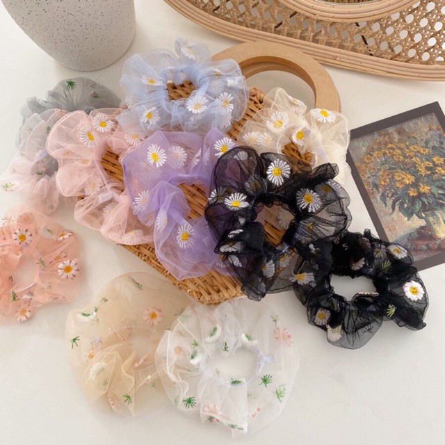 [MẪU HOT] Scrunchies vải lưới thêu hoa cúc họa mi nhỏ cực xinh, nhiều màu mang phong cách Hàn Quốc
