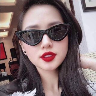 💥💥Son M.A.C matte lipstick Ruby Woo ( mini)