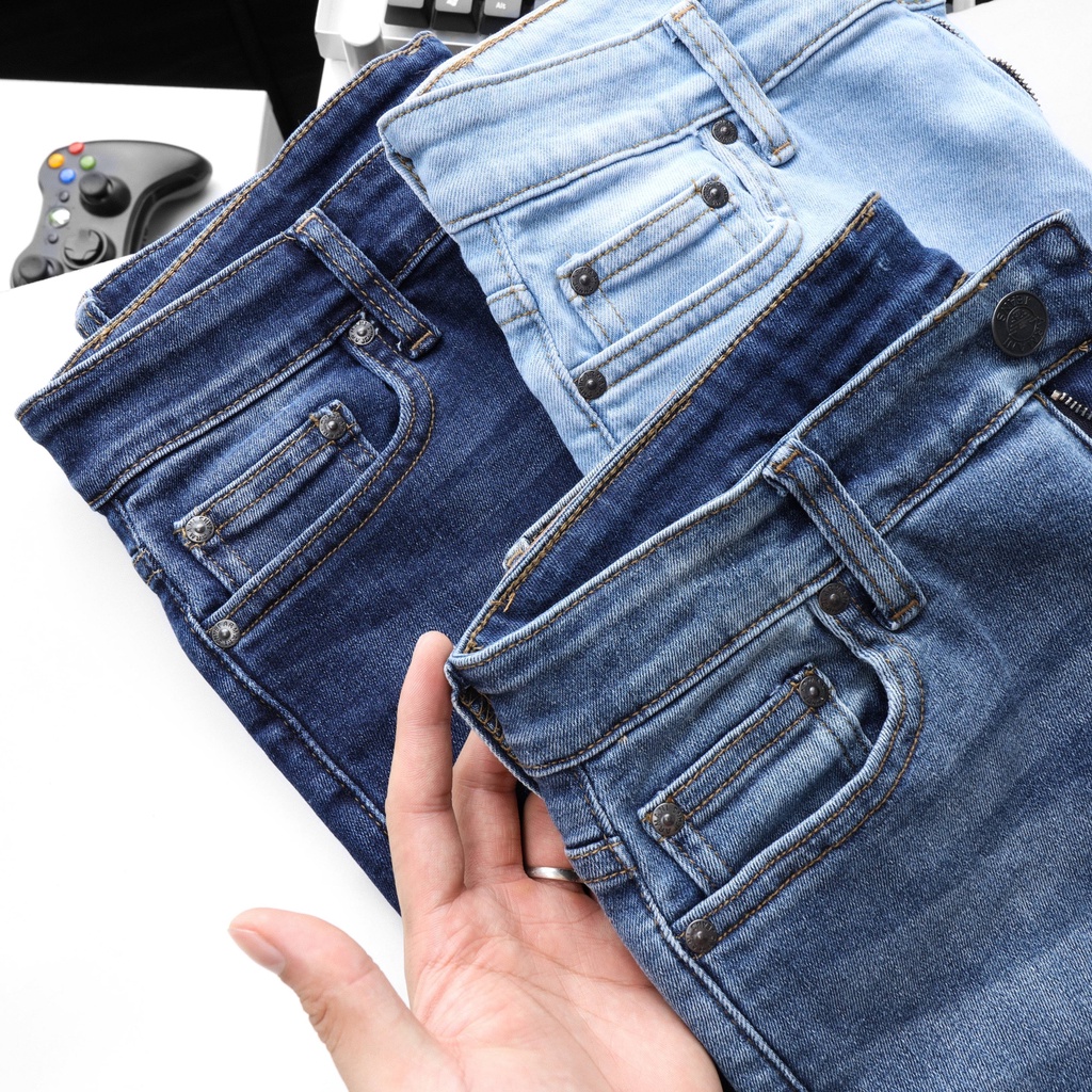 Quần Jean Short AX dáng SLimFit gọn đẹp , chất Jean Co Giãn Tốt , mẫu mới cập nhập liên tục ạ - QSAX1