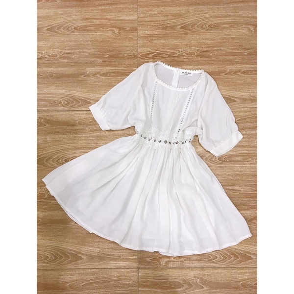 Áo kiểu phối ren