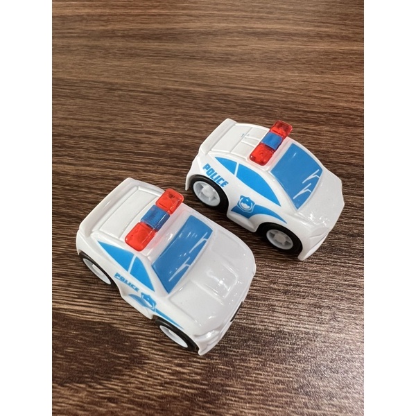 Set đồ chơi 2 ô tô cảnh sát tí hon cực dễ thương