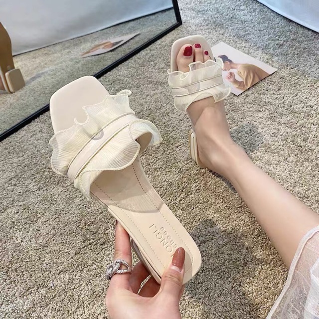 Dép thời trang hè 2020