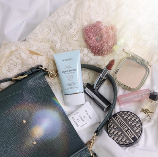 Kem chống nắng nâng tông Urban Shade SPF50+PA++++