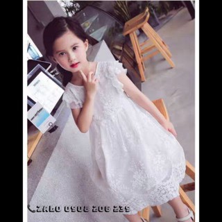 ĐẦM CÔNG CHÚA BÉ GÁI MÀU TRẮNG