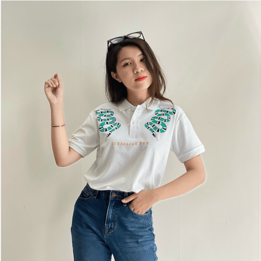 ÁO THUN NAM NỮ CỰC ĐẸP , IN THÊU CON RẮN QUANH CỔ CỰC CHẤT HK