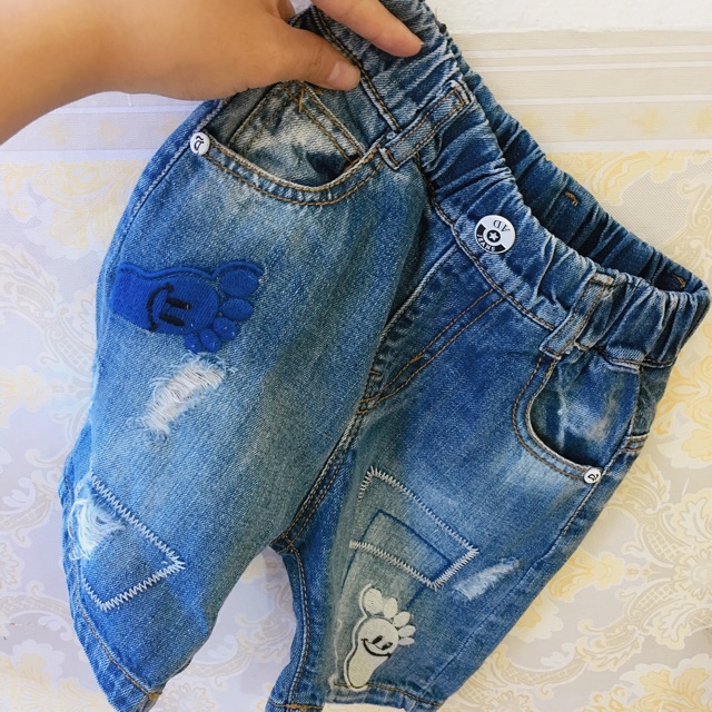 Quần jean lửng bé trai