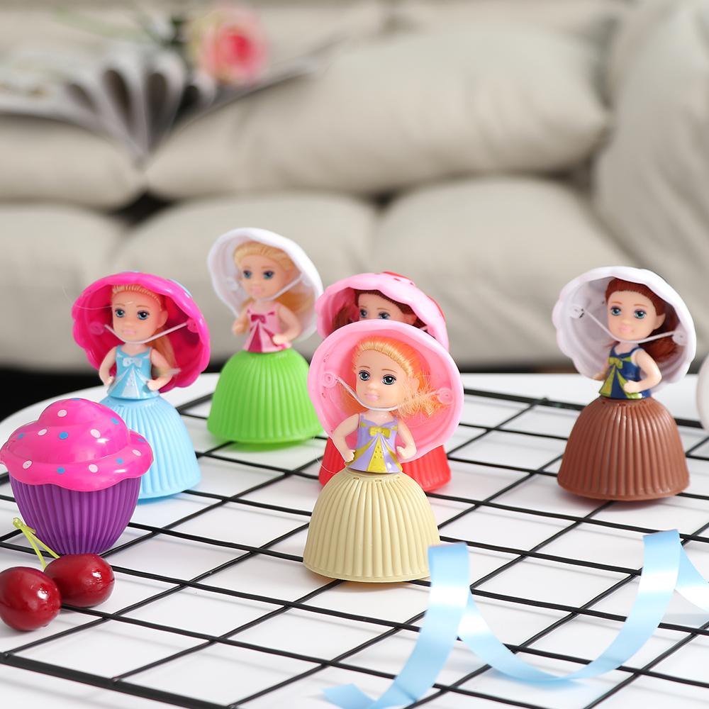 Bánh Cupcake Màu Cầu Vồng Xinh Xắn Cho Bé Gái