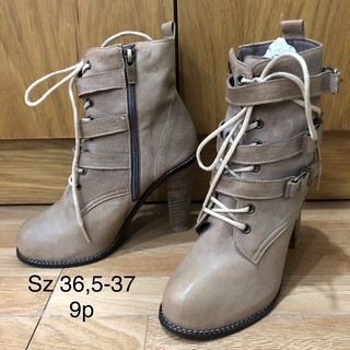 boots hàng si tuyển