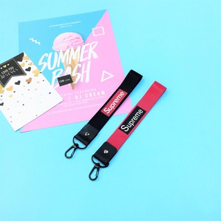 Móc khóa dây strap Supreme Nền - DK8.9