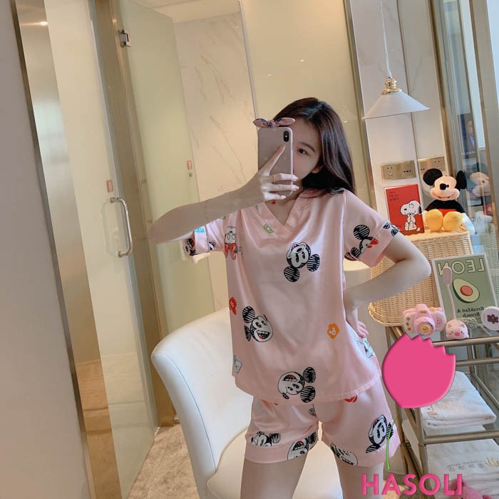 [Mã WARN20 giảm 20k đơn 150k] [Phom rộng]💕Bộ Ngủ-Đồ Ngủ Phi Lụa Cao Cấp Tay Ngắn Siêu Đẹp Màu Trắng Hình Dứa DB03 | BigBuy360 - bigbuy360.vn