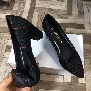 Đơn CTV giày thể thao