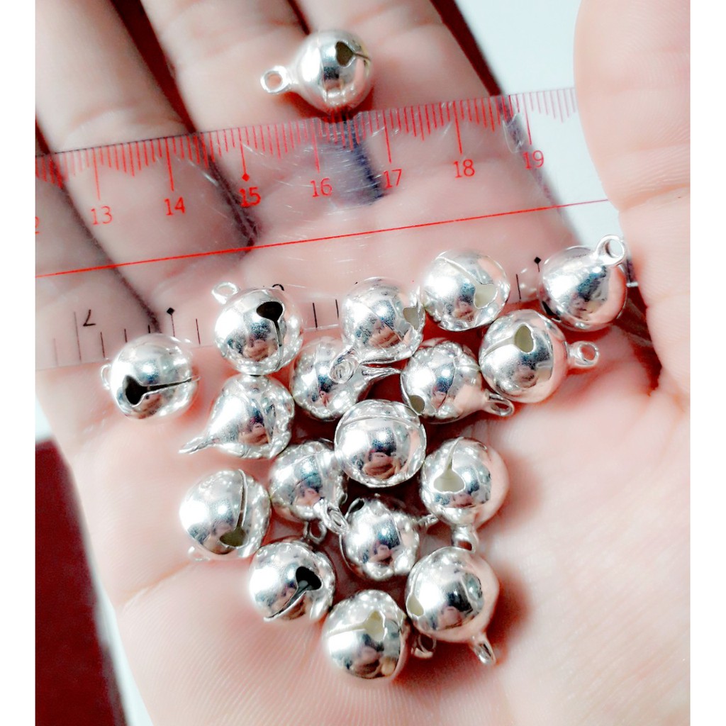 Chuông - lục lạc bạc sáng : 50c / 1 gói = 17k