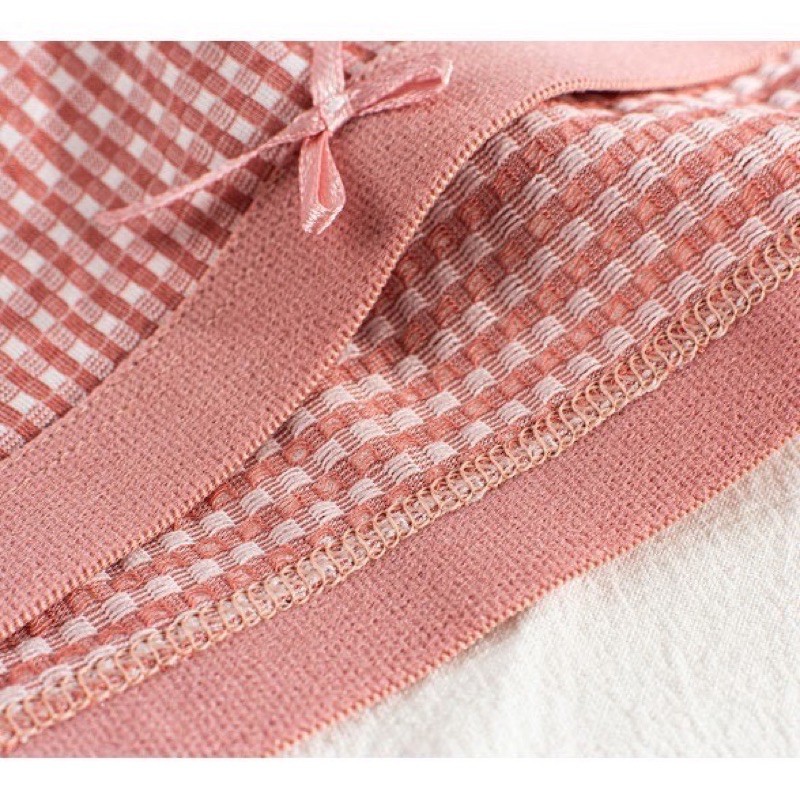 Quần Lót Cotton Viền Ren Kẻ Caro Dễ Thương (555)