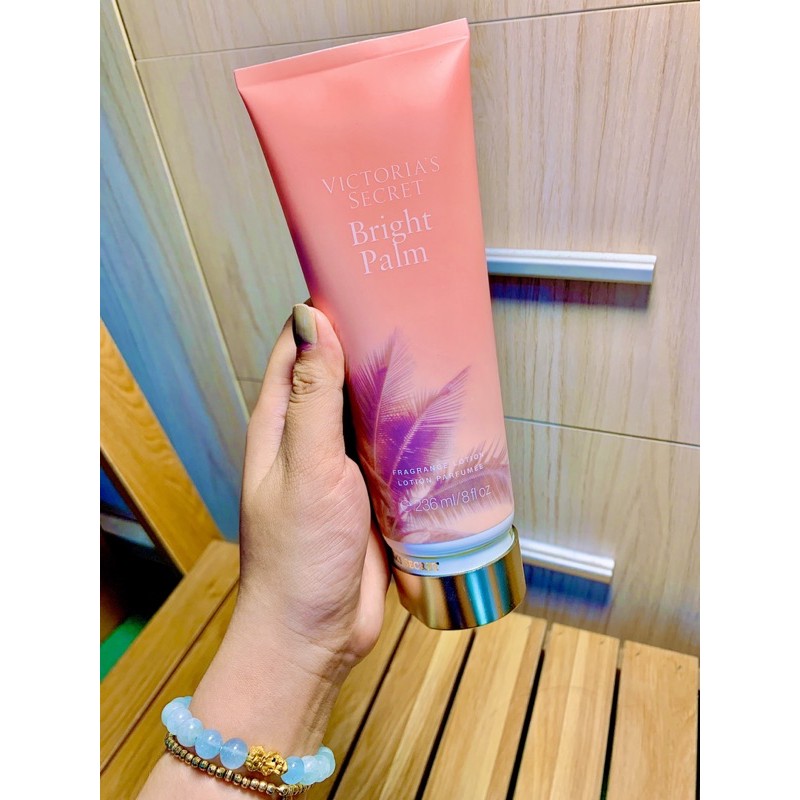 Dưỡng thể nước hoa victoria secrets - mùi bright Palm