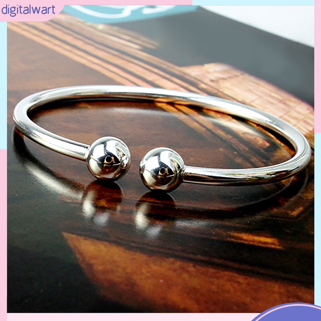 Vòng Đeo Tay Mạ Bạc Kiểu Dáng Đơn Giản Thanh Lịch Cho Nữ