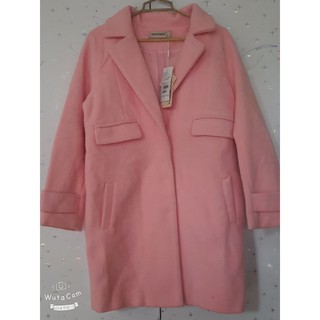 Áo khoác dạ màu hồng phấn