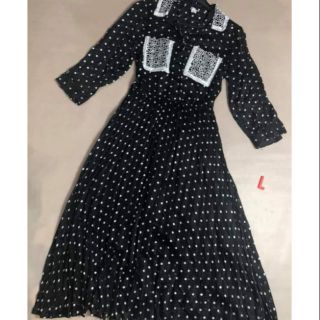 Đầm chấm bi