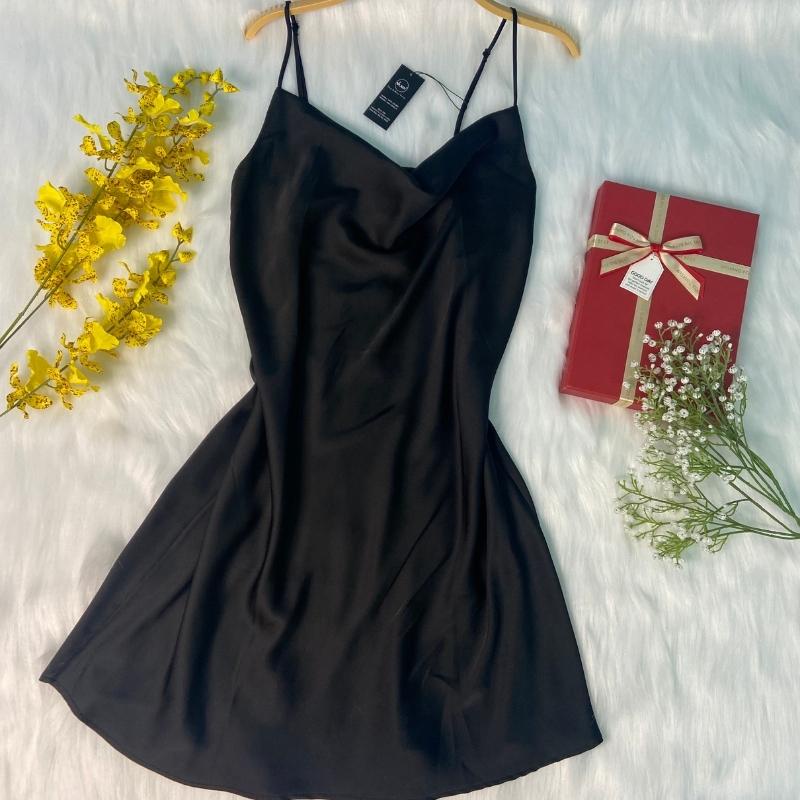 Váy Ngủ Hai Dây Nữ VILADY chất liệu Lụa Pháp Cao Cấp Thiết Kế Cổ Đổ Sang Chảnh, Quyến Rũ Màu Đen huyền bí - V118